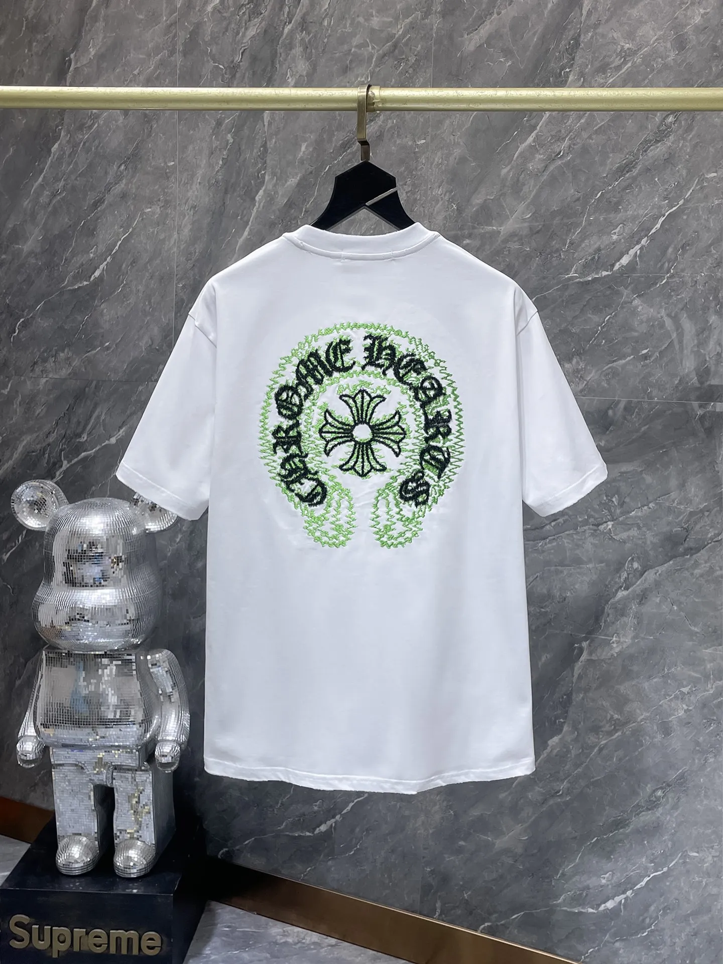 P180 new summer Chrome Hearts 25ss high version worn out! High-weight, environmentally friendly and high-quality top-quality fabric 280g Cromat hoof Sanskrit cross embroidery short-sleeved vacuum embroidery method! Heavy embroidery! ! ! Tens of thousands of needles! ! Counter synchronization 1:1 replica version Recommended color: black white Code number: S, M, L, XL